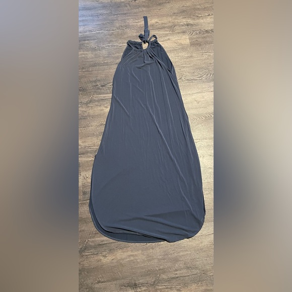 Sleeveless Navy Maxi Dress - Picture 3 of 7